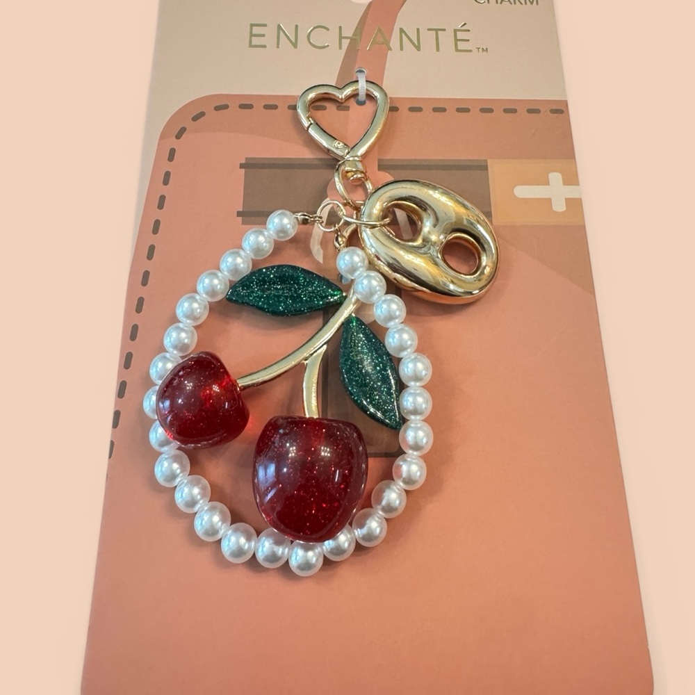 Enchanté Cherry Key Holder with Pearls - Picture 2 of 3